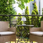 Przestrzenny Victus Z 2 Sypialniami Oraz Basenem By Renters * Sopot