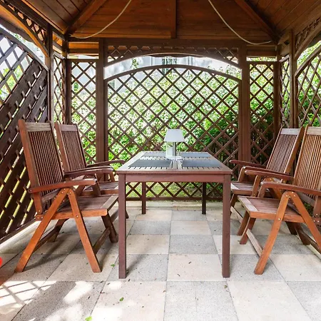 Victus Apartamenty, Patio Apartman *